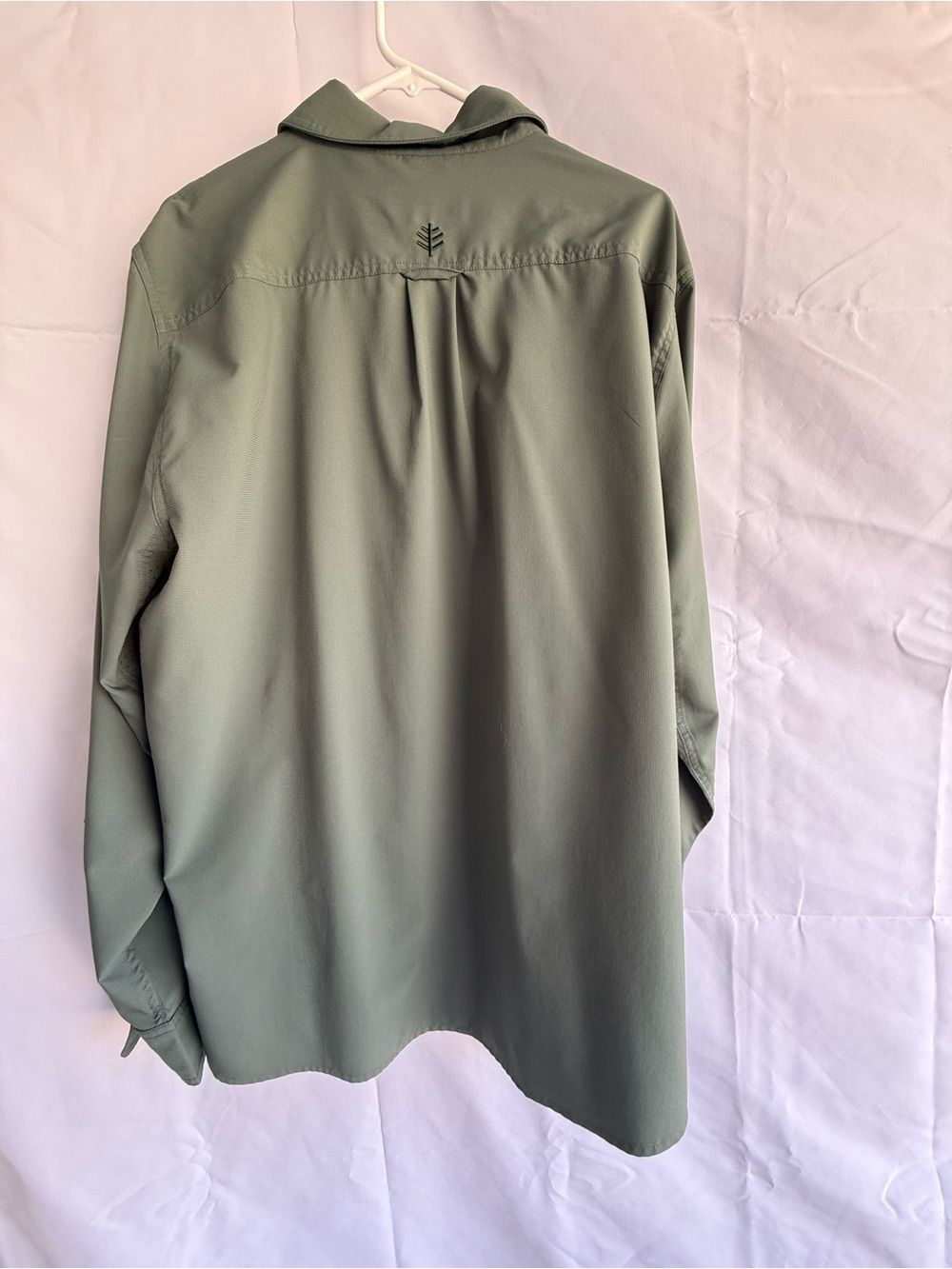 Coolibar UPF 50+ Men’s Sun Protection Button-Up Shirt – XL Sage Green - Picture 5 of 5